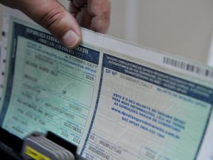 Certificado de Registro e Licenciamento de Veículo